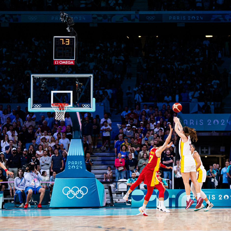 中场轮换 中场轮换